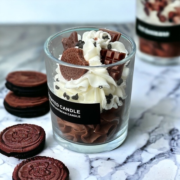 ⚠️SALE Candle // Handmade Cookies And Chocolate Shaped Candle SEND OFFERS🥳 - Picture 1 of 5